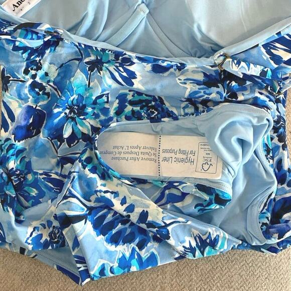 NWT Andie Swim The Baia One Piece in Bluf Blue Floral Size S - Picture 6 of 7